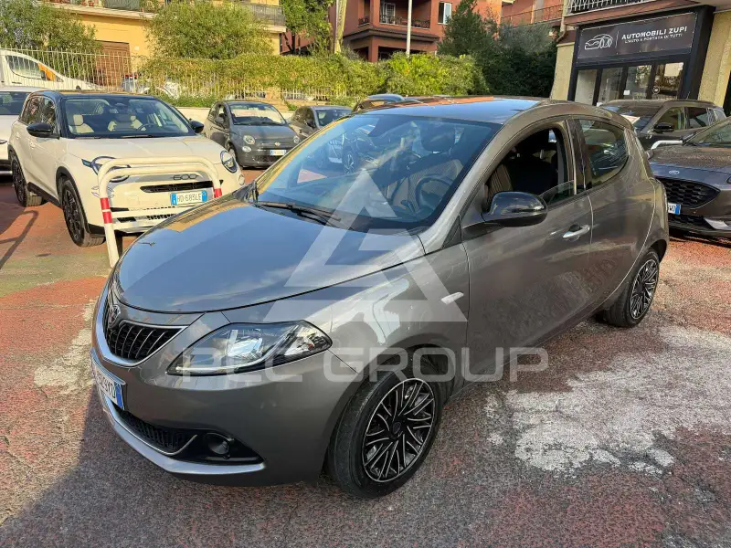 2022 Lancia YPSILON