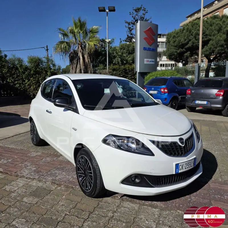 2022 Lancia YPSILON