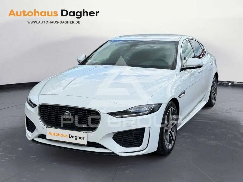2022 Jaguar XE