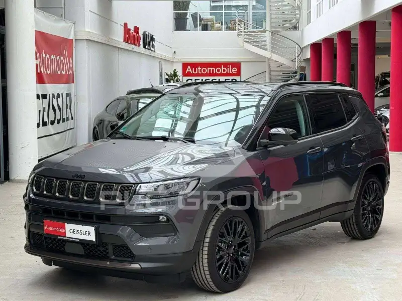 2022 Jeep COMPASS