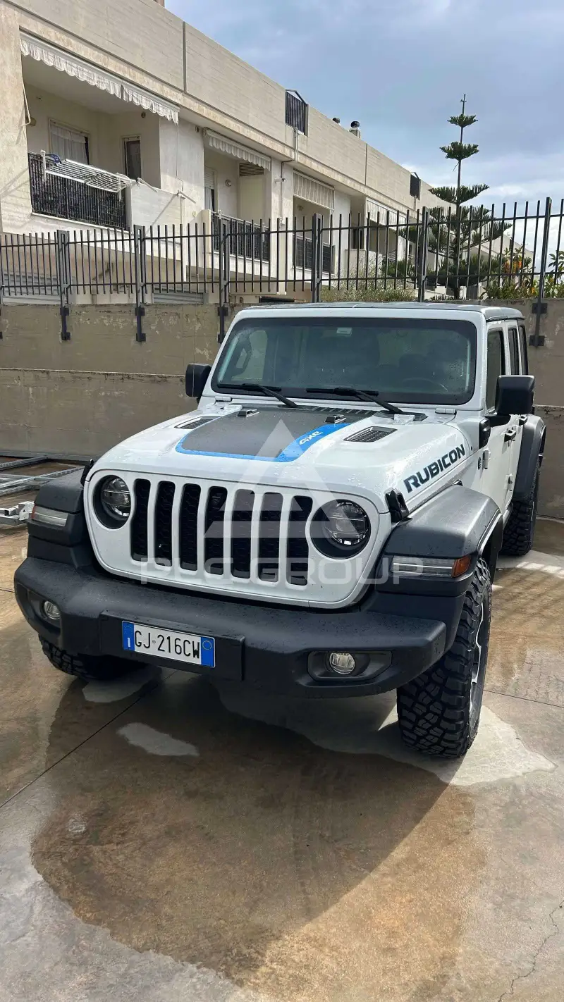 2022 Jeep WRANGLER