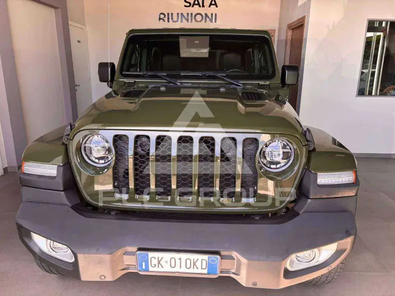 2022 Jeep WRANGLER