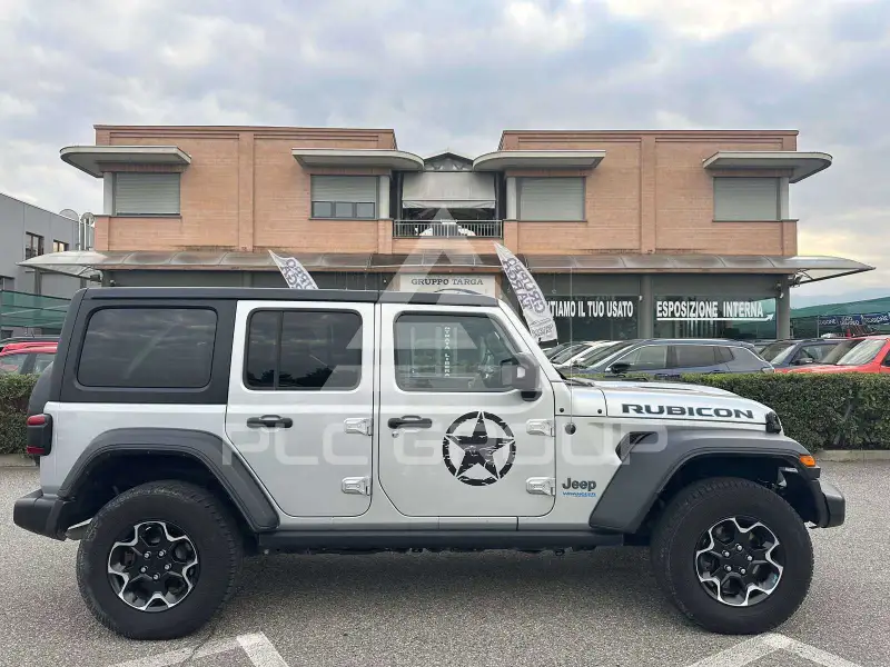 2022 Jeep WRANGLER