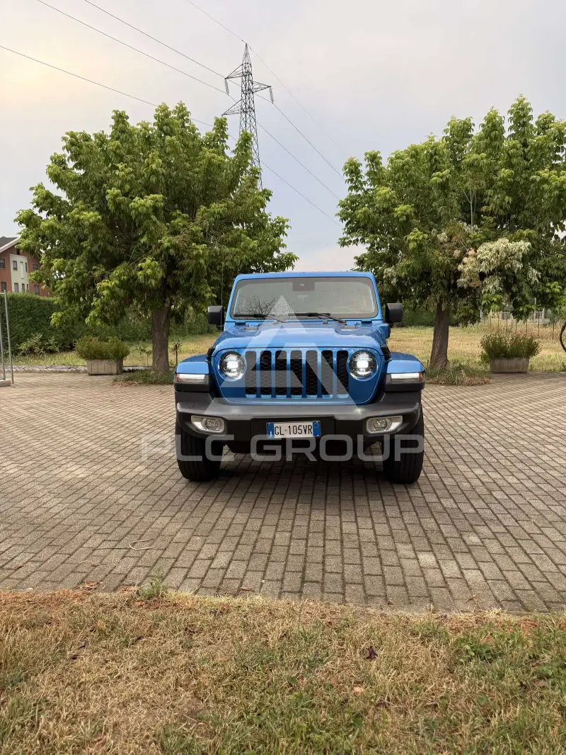 2022 Jeep WRANGLER
