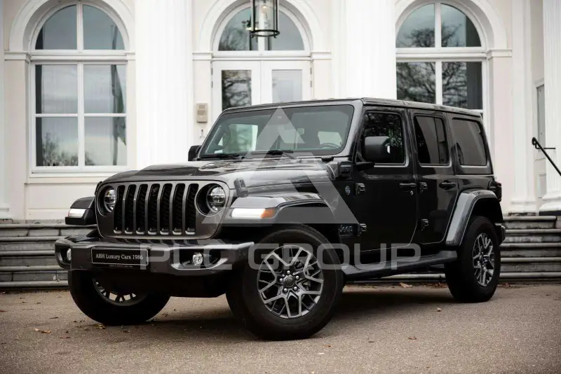 2022 Jeep WRANGLER