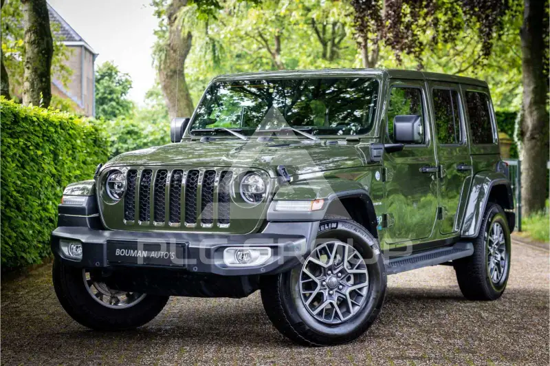 2022 Jeep WRANGLER