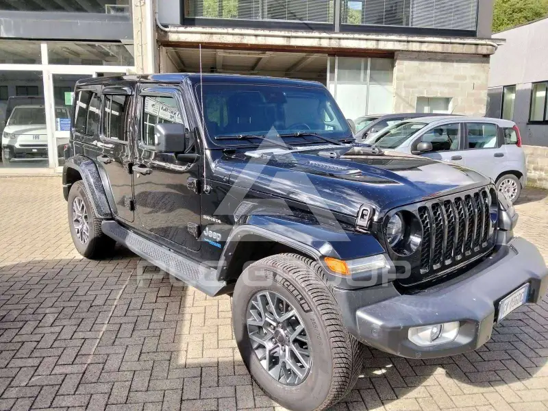 2022 Jeep WRANGLER
