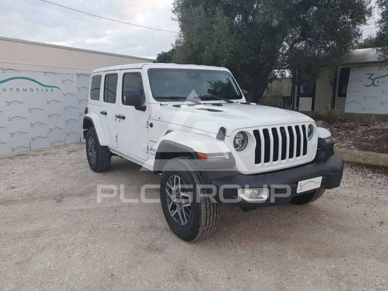 2022 Jeep WRANGLER
