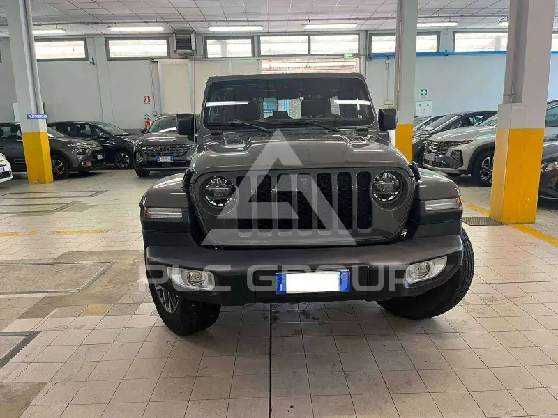 2022 Jeep WRANGLER