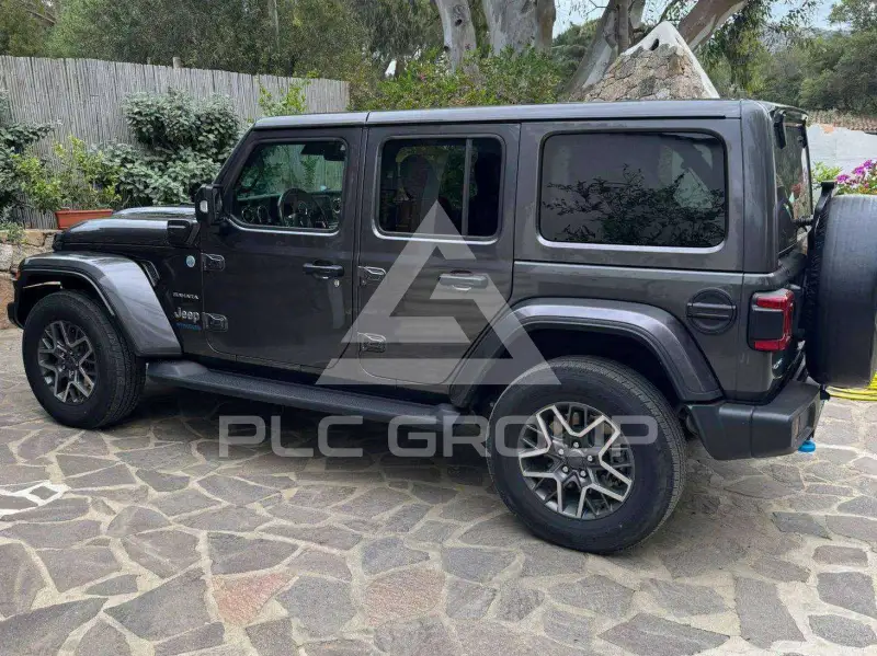 2022 Jeep WRANGLER