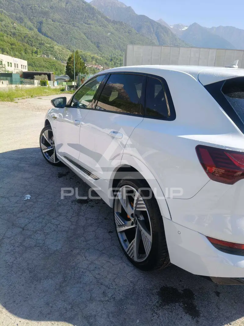 2022 Audi SQ8