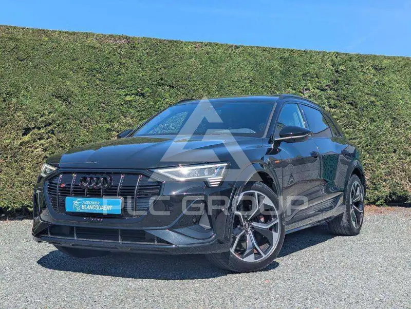 2022 Audi SQ8