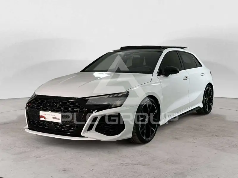 2022 Audi RS3