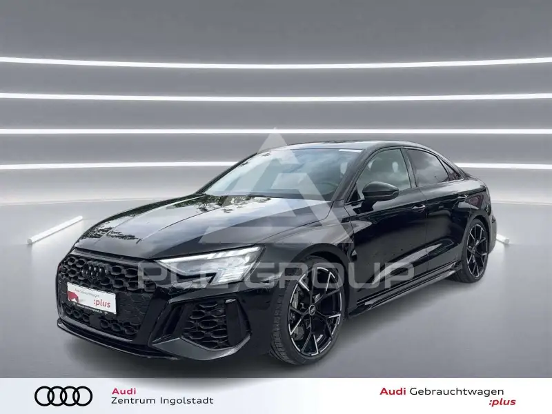 2022 Audi RS3