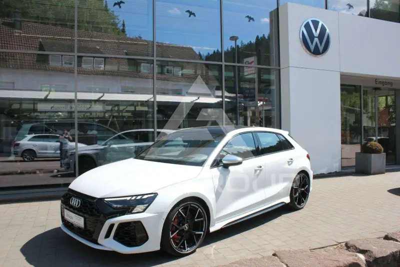 2022 Audi RS3