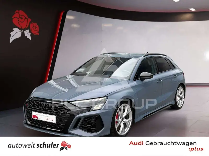 2022 Audi RS3