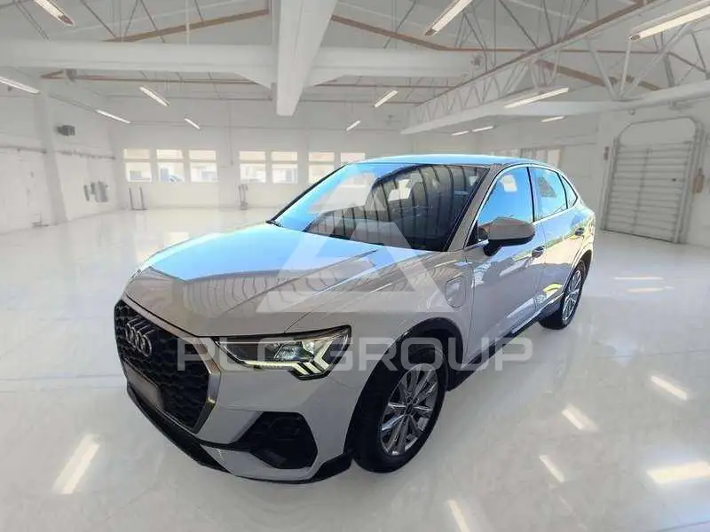 2022 Audi Q3