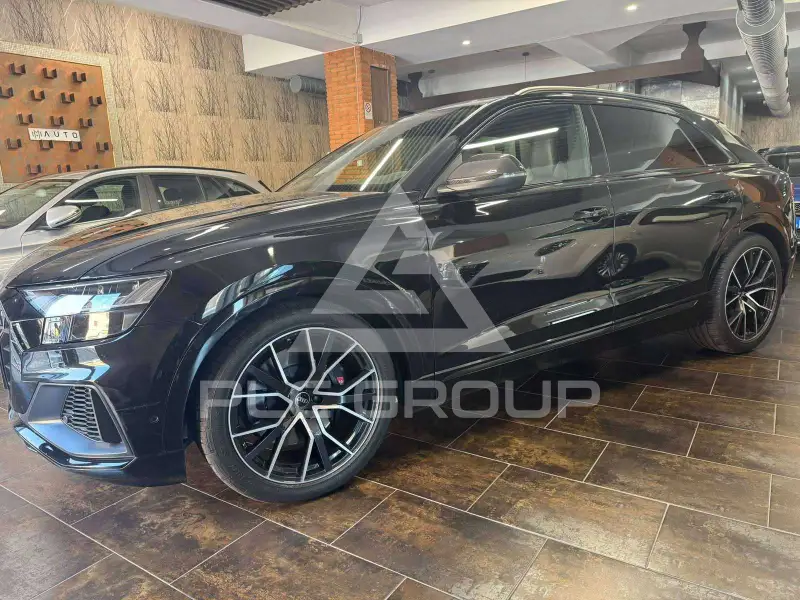 2022 Audi SQ8