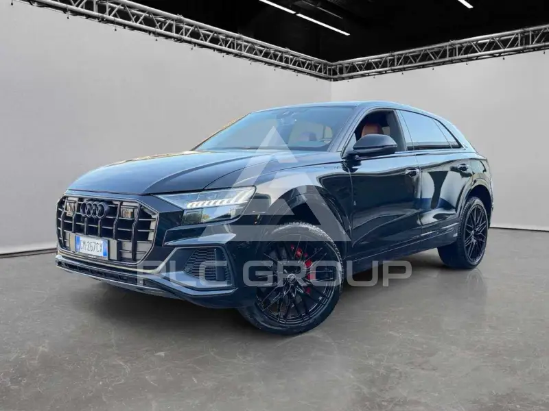 2022 Audi SQ8