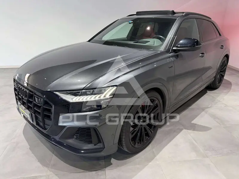 2022 Audi SQ8