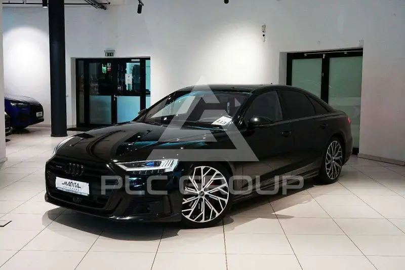 2022 Audi A8
