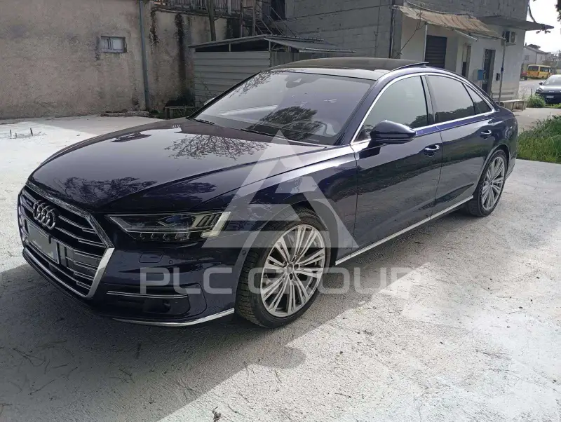 2022 Audi A8