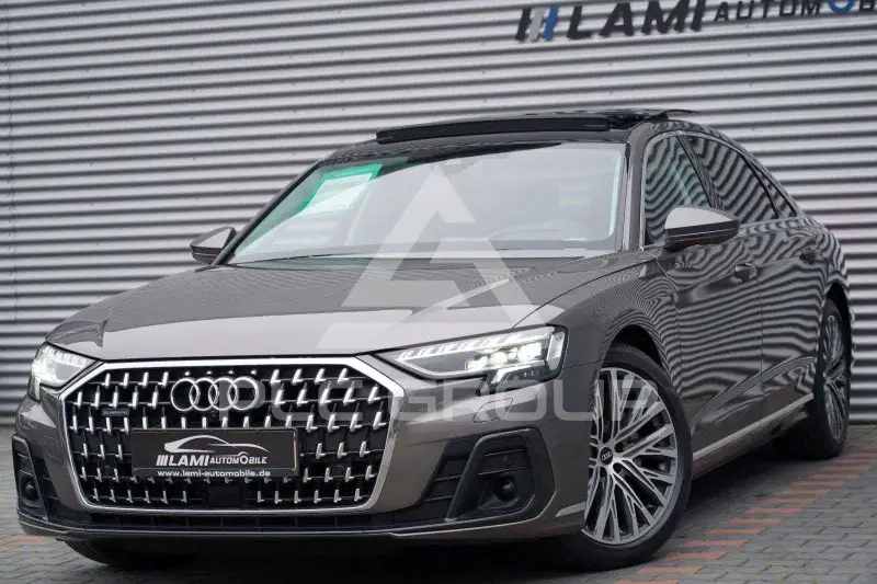 2022 Audi A8