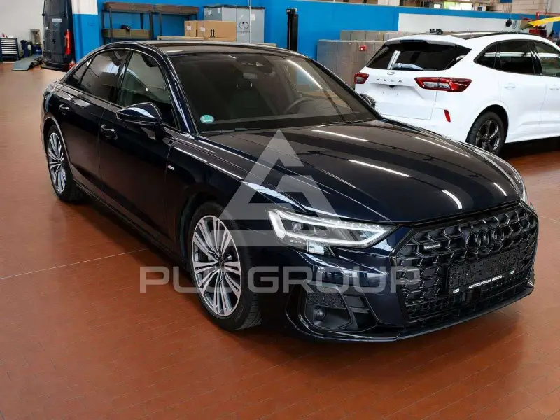 2022 Audi A8
