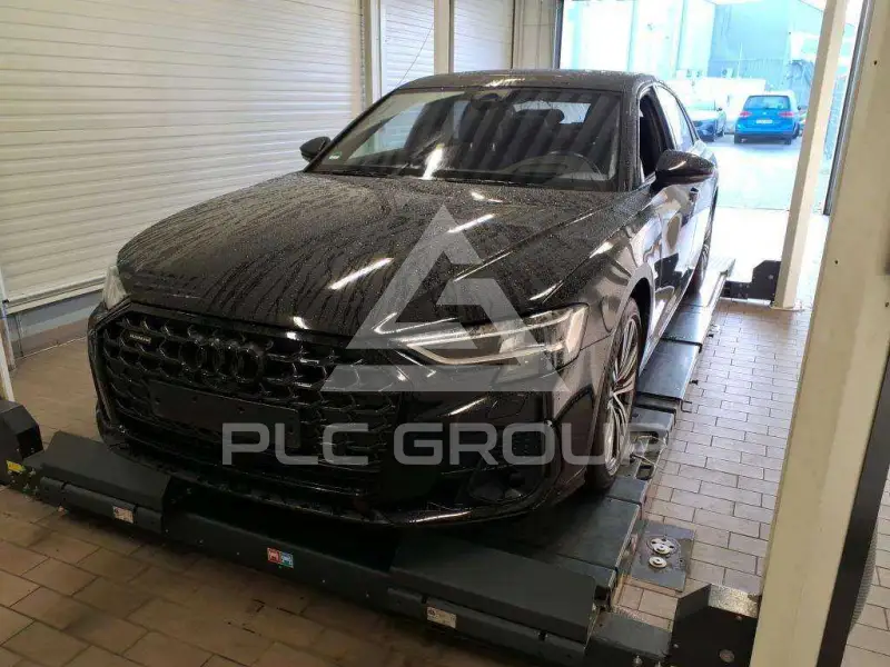 2022 Audi A8