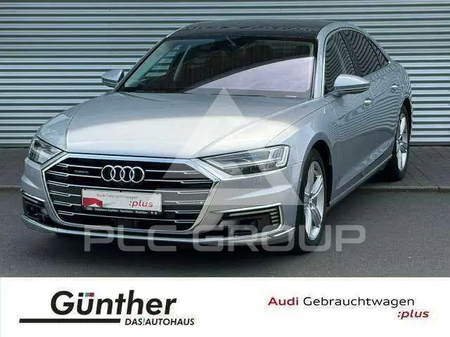 2022 Audi A8
