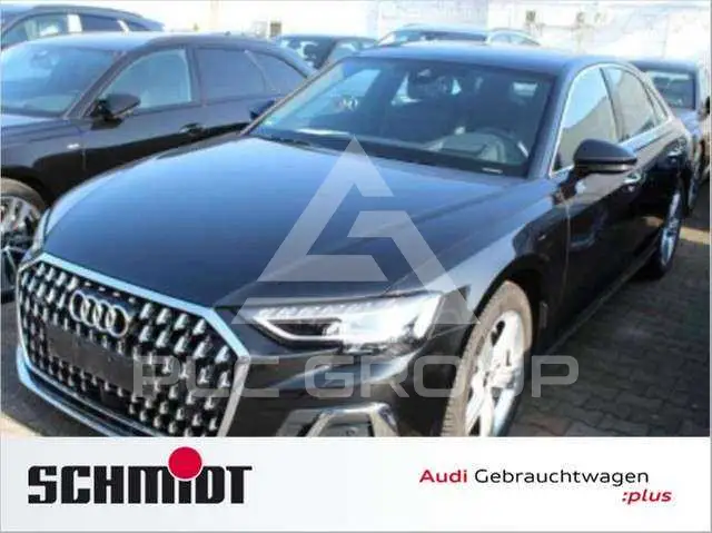 2022 Audi A8