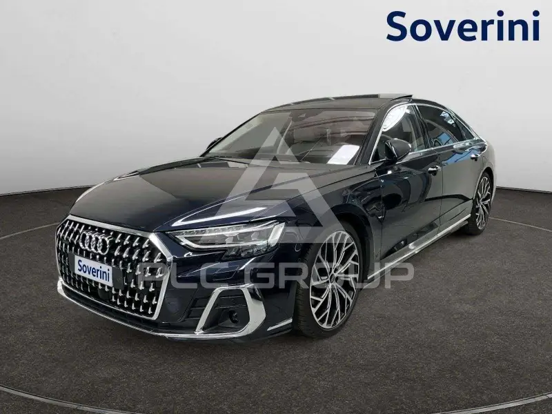 2022 Audi A8