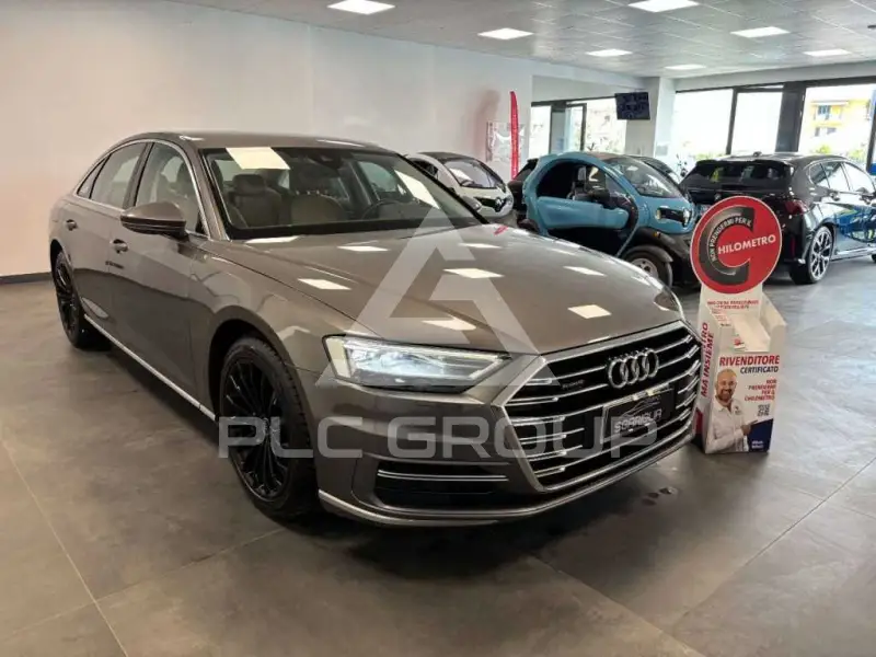 2022 Audi A8