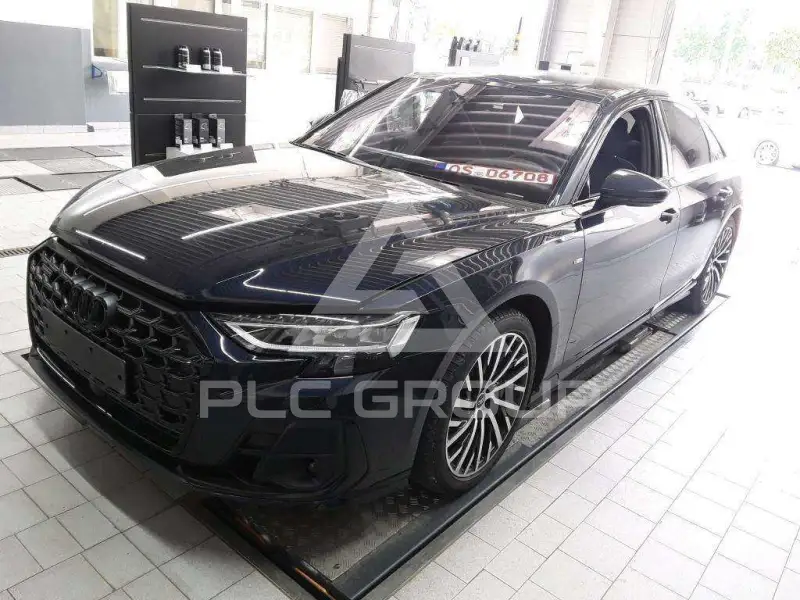 2022 Audi A8