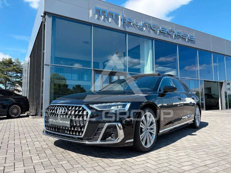 2022 Audi A8