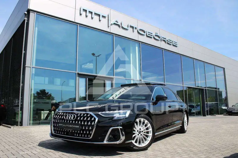 2022 Audi A8