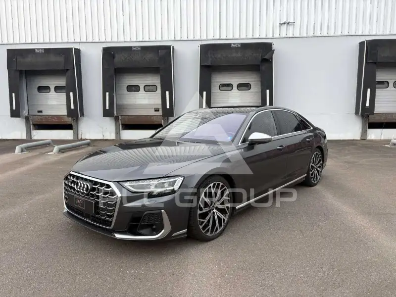2022 Audi S8
