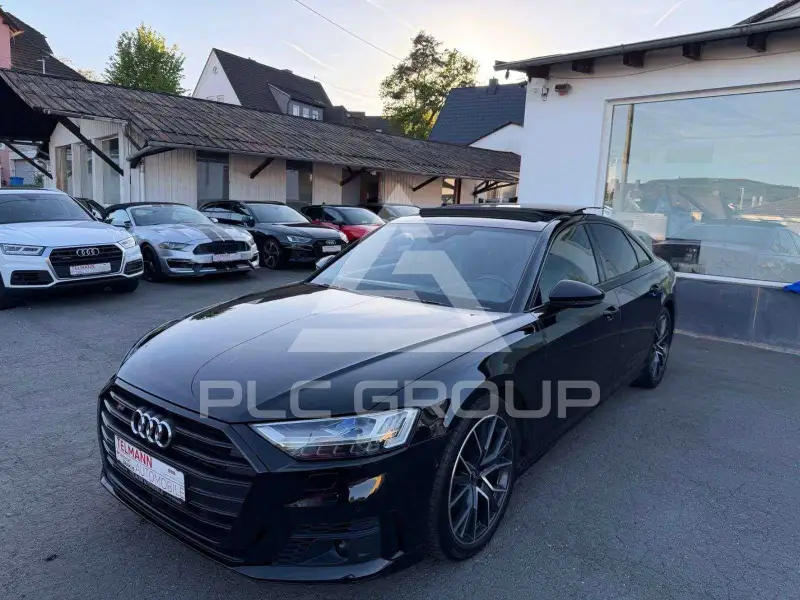 2022 Audi S8