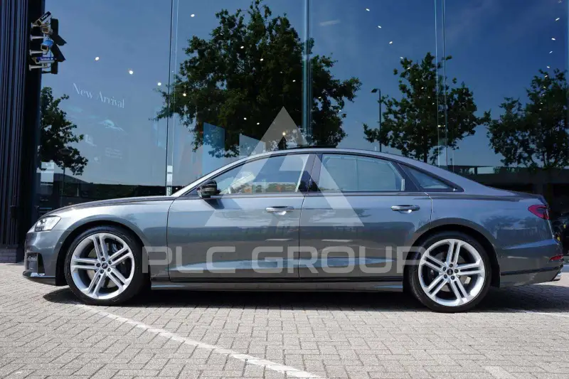 2022 Audi S8