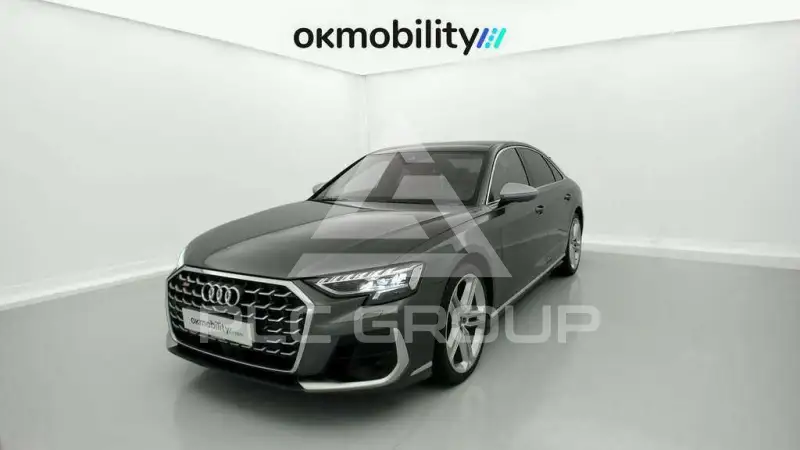 2022 Audi S8