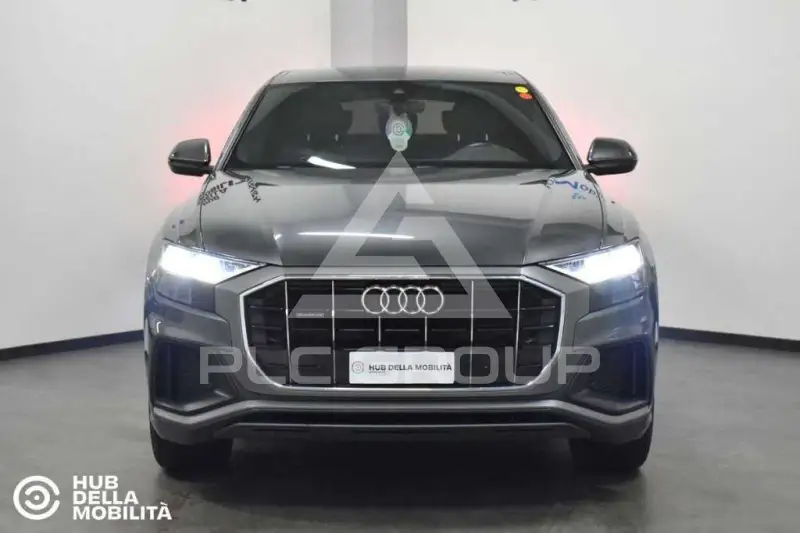 2022 Audi Q8
