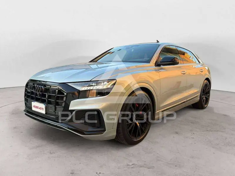 2022 Audi Q8