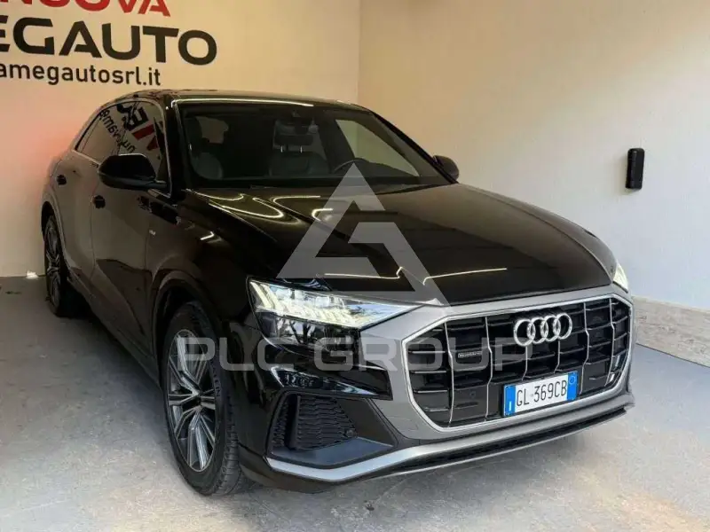 2022 Audi Q8