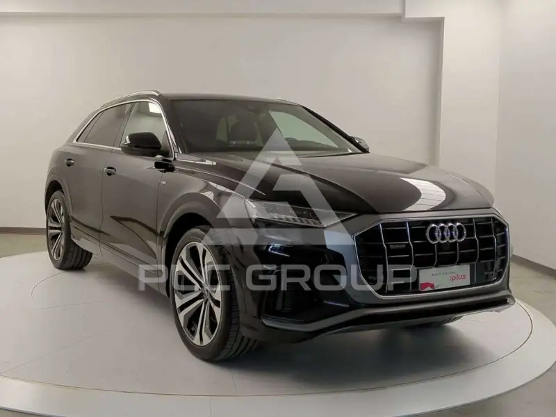 2022 Audi Q8