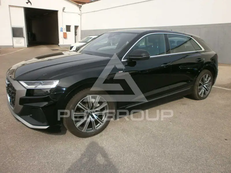 2022 Audi Q8