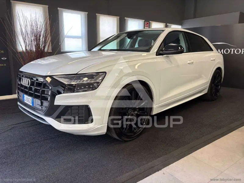 2022 Audi Q8