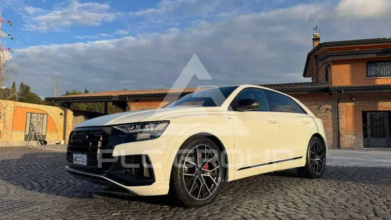 2022 Audi Q8