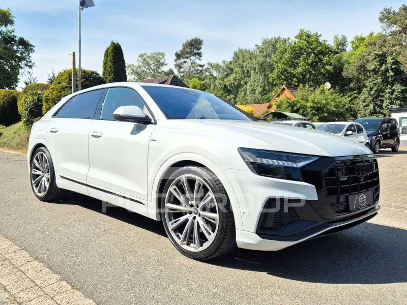 2022 Audi Q8