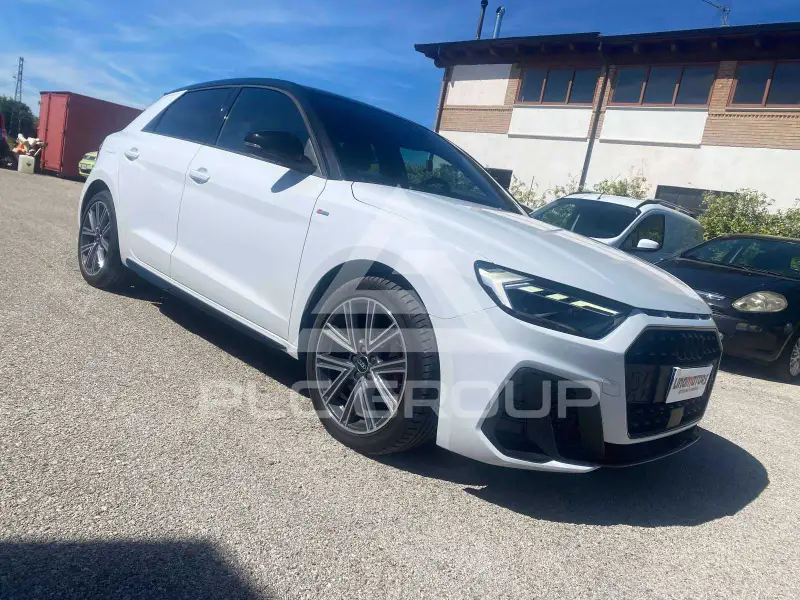 2022 Audi A1