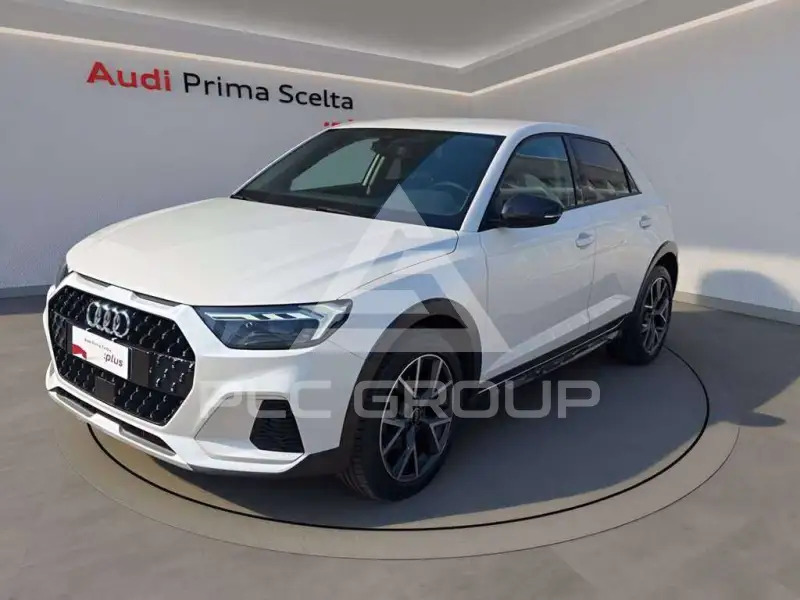 2022 Audi A1